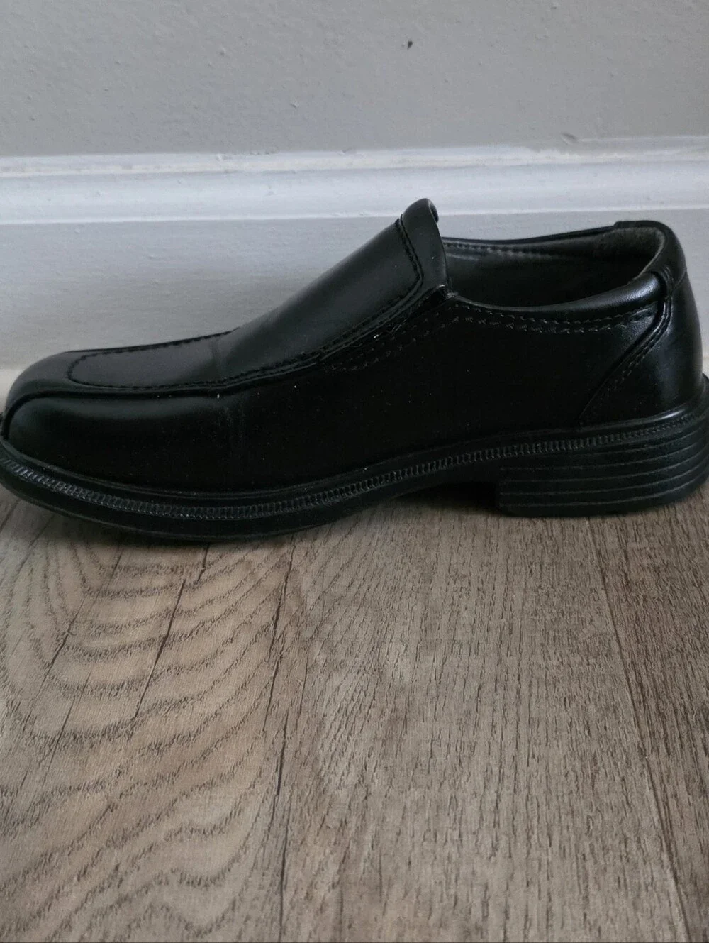 Deer Stags Boy's Black Slip-On Dress Loafers